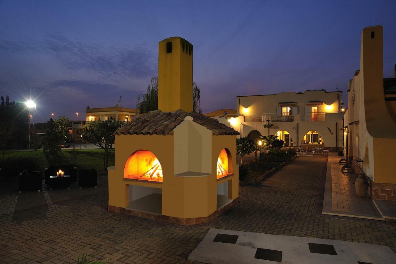 Villaggio Turistico Le Meridiane Marina Di Montenero Exterior foto